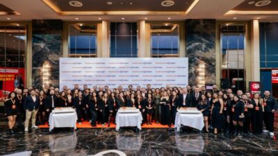 Efsane Kasımın 10. Yılında birlikte büyüme mesajı verildi 