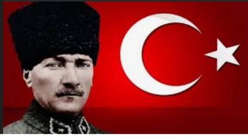 29 Ekim Cumhuriyet Bayramı’nın 102. Yılını Coşkuyla Kutlanıyor Atatürk'ün Emaneti Cumhuriyet 102 yaşında