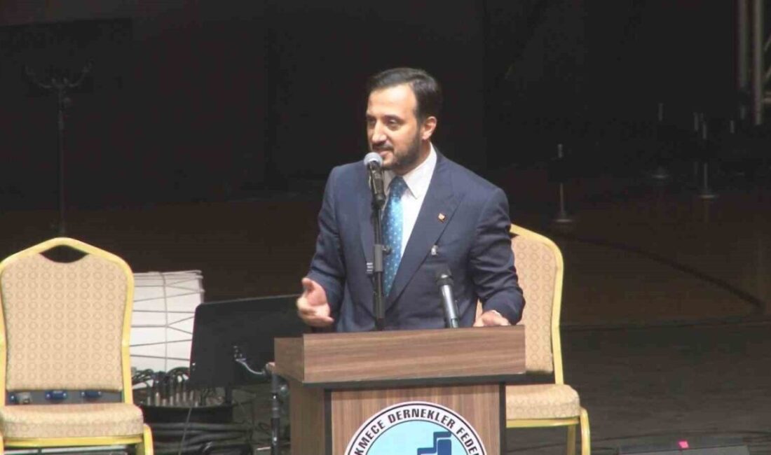 Cumhurbaşkanı Yardımcısı Cevdet Yılmaz: “Terörsüz Türkiye yolunda kararlılıkla ilerliyoruz” Cumhurbaşkanı Yardımcısı Cevdet Yılmaz, Küçükçekmece Dernekler Federasyonu tarafından düzenlenen 5.