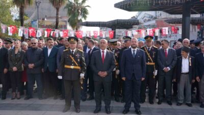 Arnavutköy Belediyesi tarafından düzenlenen etkinliklerle Cumhuriyet’in 102. yılı, coşku ve