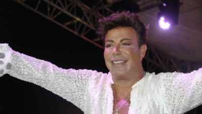 Evinde kalbi duran, sağlık ekiplerinin müdahalesi sonrası kalbi yeniden çalıştırılarak