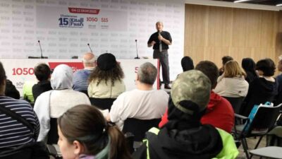 Kocaeli Kitap Fuarı’nda katılımcılarla buluşan yazar Halit Ertuğrul, çocukların söyleneni