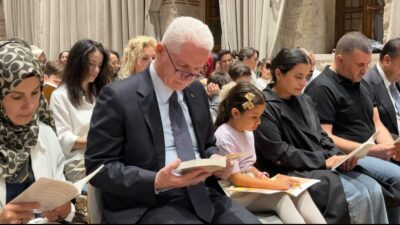 İstanbul Valiliği tarafından hayata geçirilen “Ben Okuyorum, İstanbul Okuyor” projesi