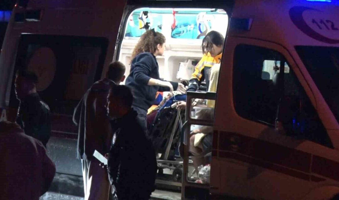 Kadıköy’de 5 katlı binada korkutan yangın: 20 kişi dumandan etkilendi Kadıköy’de 5 katlı bir binada elektrik panosunda çıkan yangın paniğe
