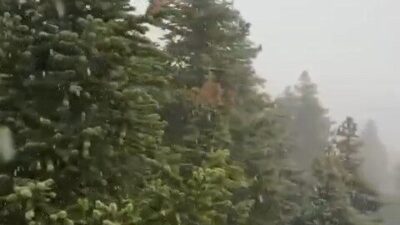 Havaların aniden soğumasıyla birlikte, Uludağ’da kar yağışı etkili oldu. Bursa’da