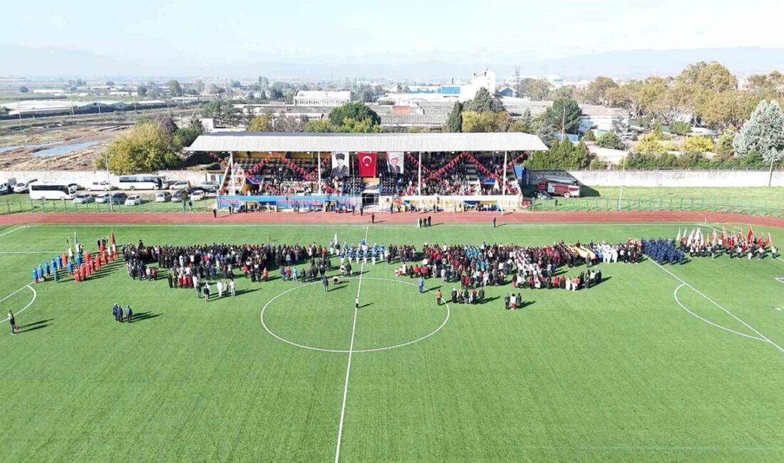 Yenişehir stadyumunda cumhuriyet coşkusu Yenişehir’de Cumhuriyet Bayramı’nın 102’nci yıl dönümü coşkuyla kutlandı. Yenişehir Belediye