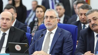 Çalışma ve Sosyal Güvenlik Bakanı Vedat Işıkhan, “Türkiye genelinde SGK’ya