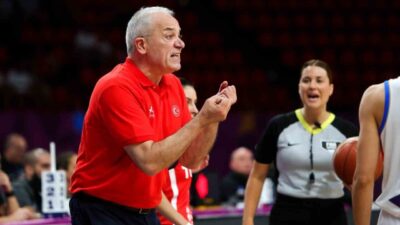 Galatasaray Kulübü, Kadın Basketbol Takımı Başantrenörü Ekrem Memnun ile yollarını