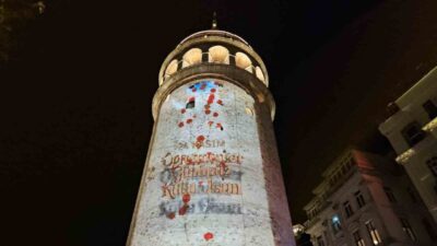 İstanbul’da 24 Kasım Öğretmenler Günü vesilesiyle Galata Kulesi’ne video yansıtıldı.