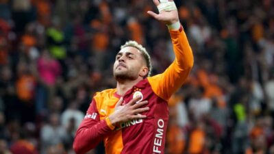 Galatasaray’da, Gençlerbirliği maçının ardından Mauro Icardi ile Barış Alper Yılmaz,