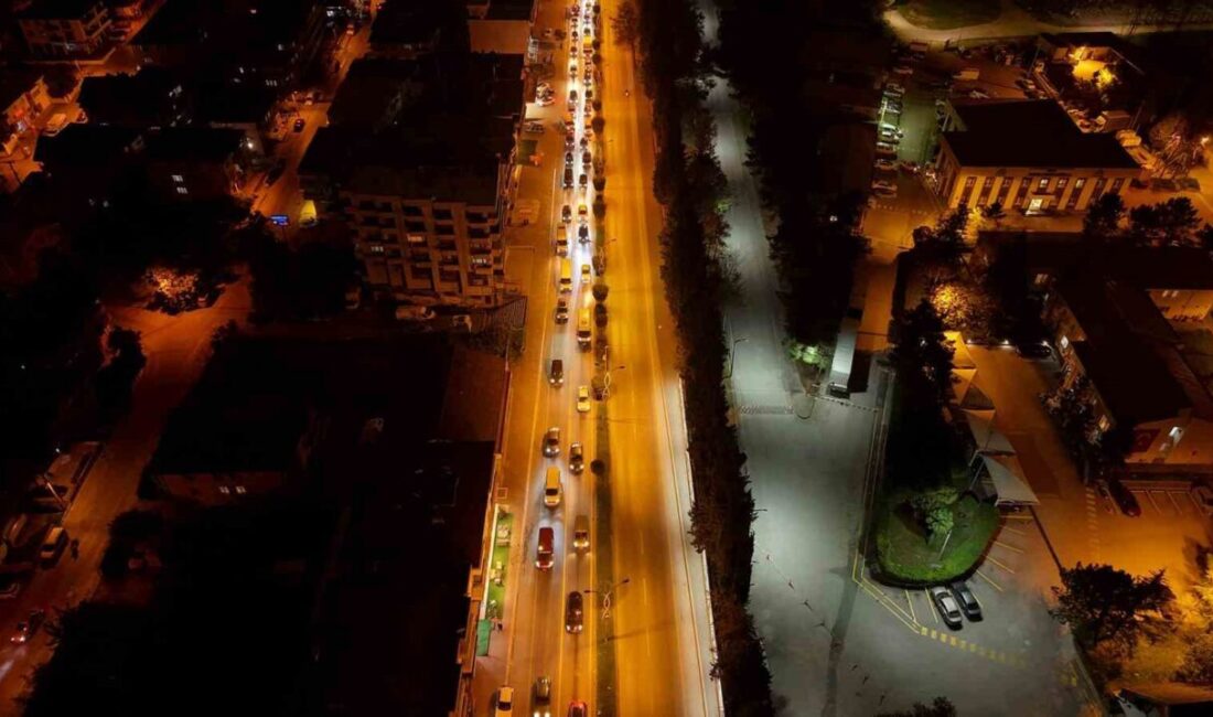 Sakarya Büyükşehir Belediye Başkanı Yusuf Alemdar’ın şehrin yeni ve trafiği