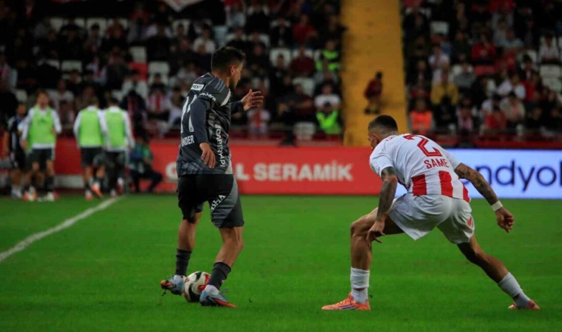 Trendyol Süper Lig’in 12. haftasında Antalyaspor, sahasında Beşiktaş’a 3-1 mağlup