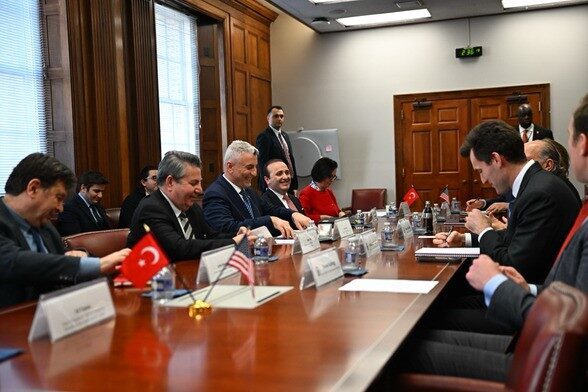 Ticaret Bakanı Ömer Bolat, ABD Ticaret Bakanı Howard Lutnick ile