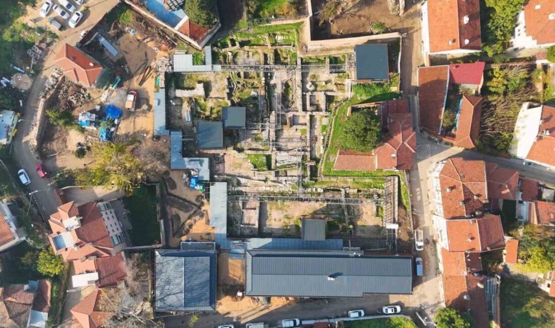 Evliya Çelebi’nin “ruhaniyetli şehir” diye anlattığı, Tanpınar’ın Bursa’da Zaman’ına ilham