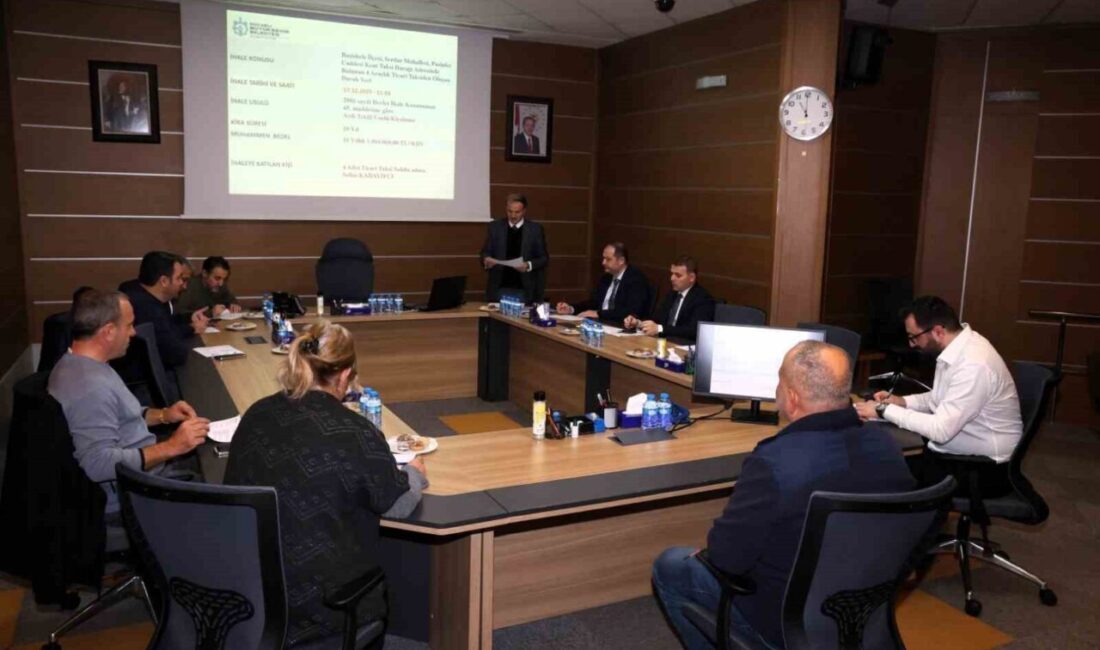 Kocaeli Büyükşehir Belediyesi Encümen toplantısında, yılbaşı gecesi işletmelerin kapanış saati