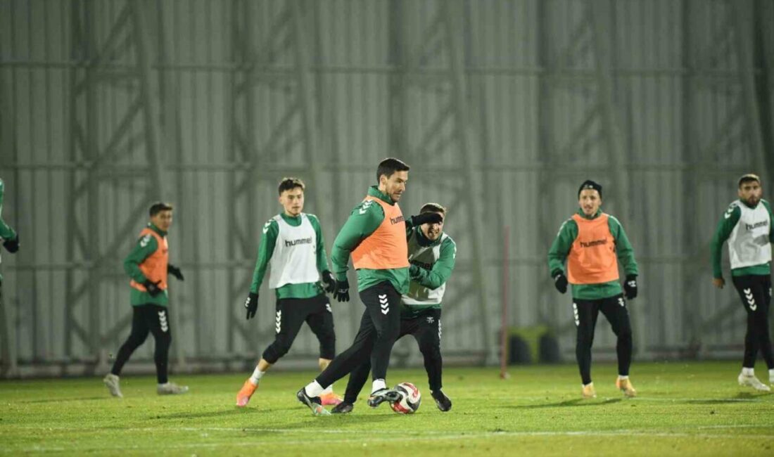 Konyaspor, Trendyol Süper Lig’in 16. haftasında Fenerbahçe’ye konuk olacağı maçın