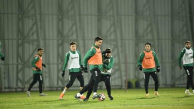Konyaspor, Trendyol Süper Lig’in 16. haftasında Fenerbahçe’ye konuk olacağı maçın