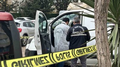 Maltepe’de bir kargo çalışanı işe gitmek için bindiği araç içerisinde