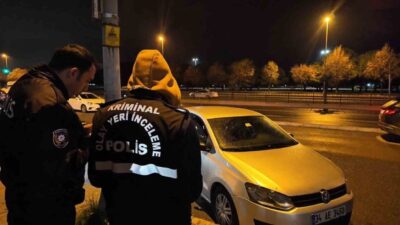 Pendik sahilinin karşısında bulunan bir parkta devriye görevini sürdüren polis