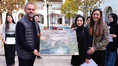 Sancaktepe Belediyesi Gençlik Merkezlerinde eğitim gören öğrencilerin hazırladığı seçkin eserlerden