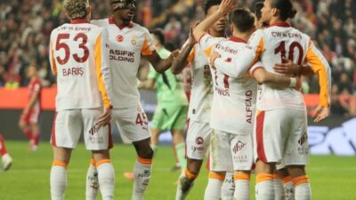 Trendyol Süper Lig’de 16. hafta sonunda Galatasaray liderliğini sürdürürken, Fenerbahçe