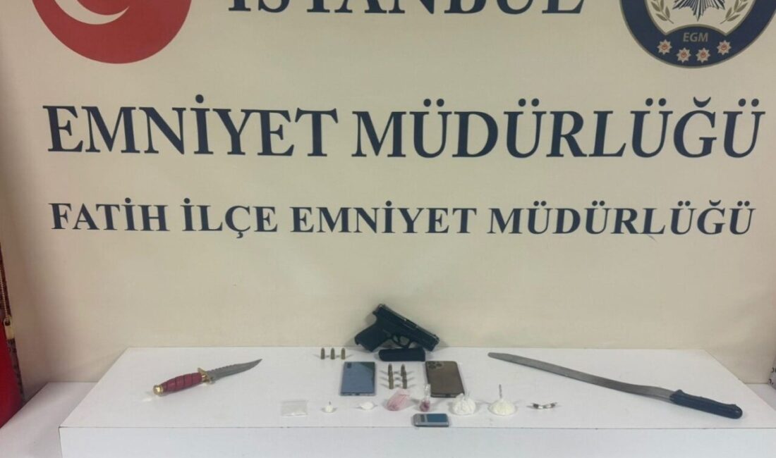 İstanbul Fatih’te uyuşturucu madde ticareti yaptığı belirlenen şahıslara yönelik operasyon