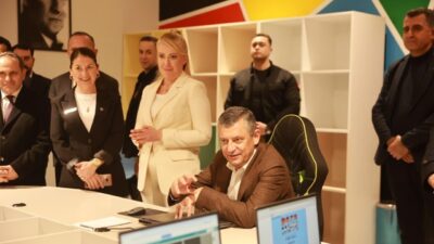 Merkezefendi Belediyesi tarafından Denizli’ye kazandırılan Atatürk Bilim Merkezi, Cumhuriyet Halk