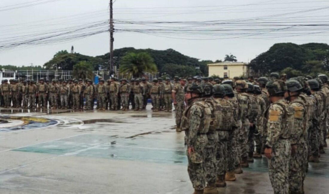 Ekvador Savunma Bakanlığı, ülkedeki organize suç örgütleriyle mücadele kapsamında ülke