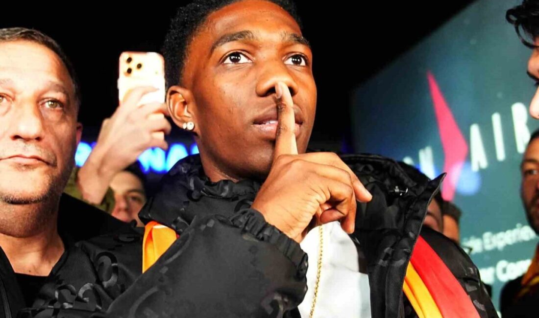 Galatasaray’ın transferi konusunda anlaşma sağladığı Kolombiyalı futbolcu Yaser Asprilla, İstanbul’a