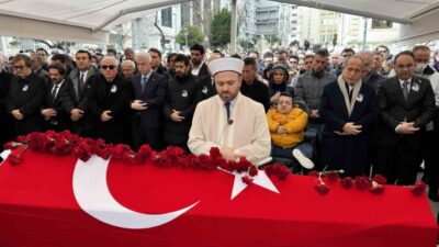 Hayatını kaybeden Türk tiyatrosunun usta ismi Haldun Dormen, son yolculuğuna