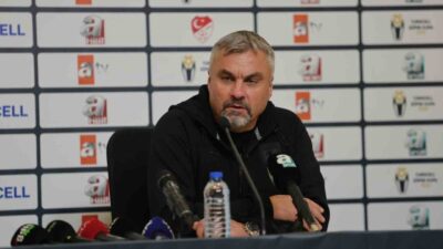 Samsunspor Teknik Direktörü Thomas Reis, Fenerbahçe’ye karşı ilk yarı istediklerini