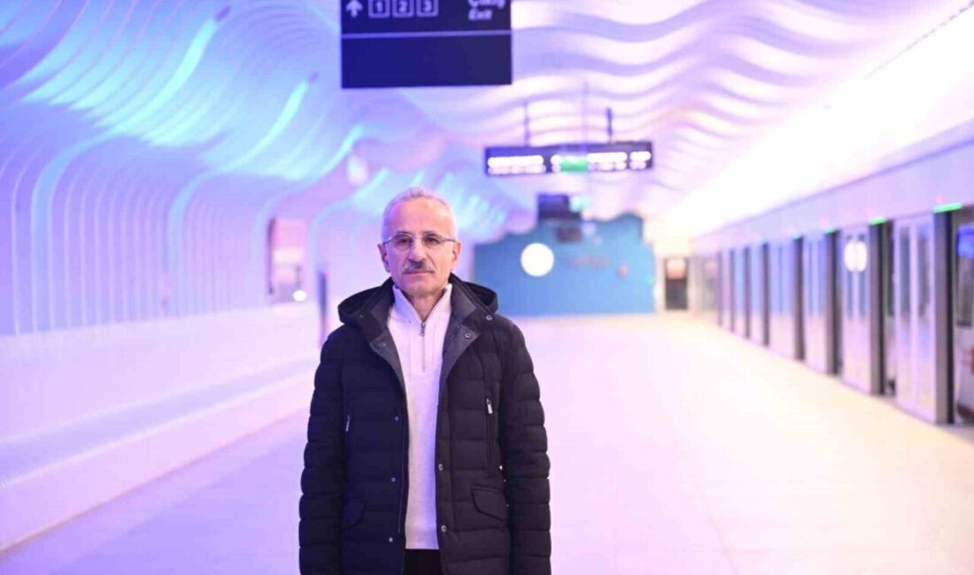 Ulaştırma ve Altyapı Bakanı Abdulkadir Uraloğlu, “Türkiye’nin en hızlı metrosu,