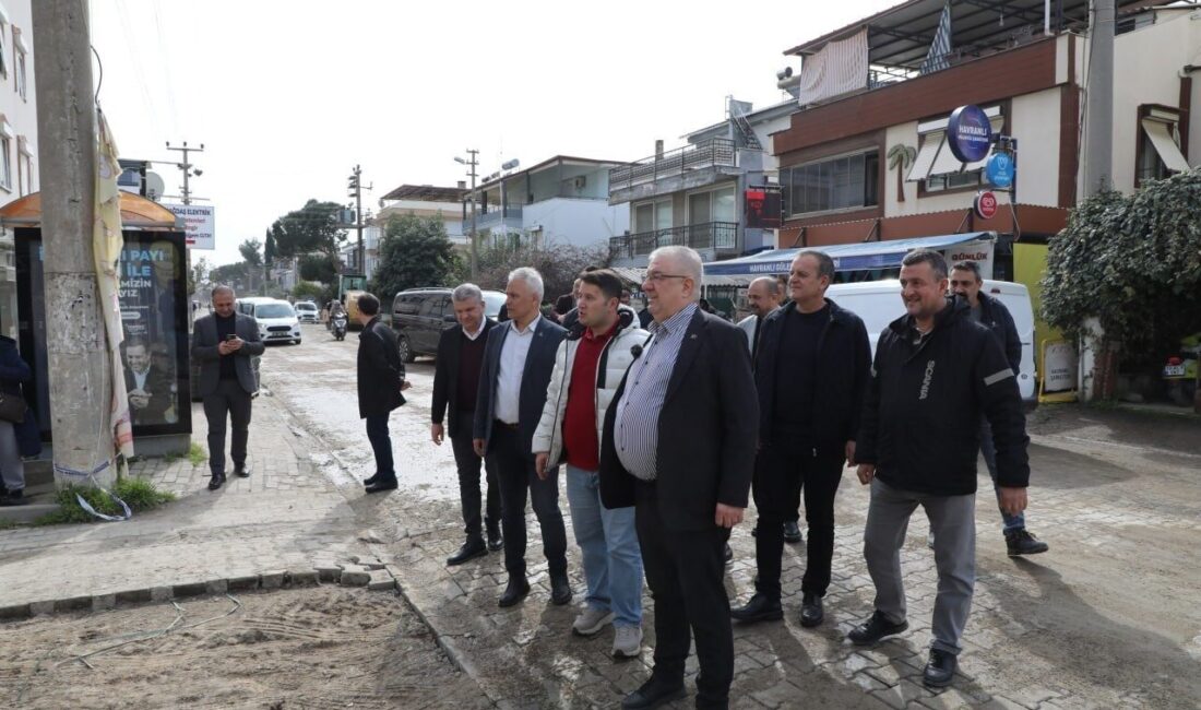 Edremit Belediye Başkanı Mehmet Ertaş, ilçenin dört bir yanında devam