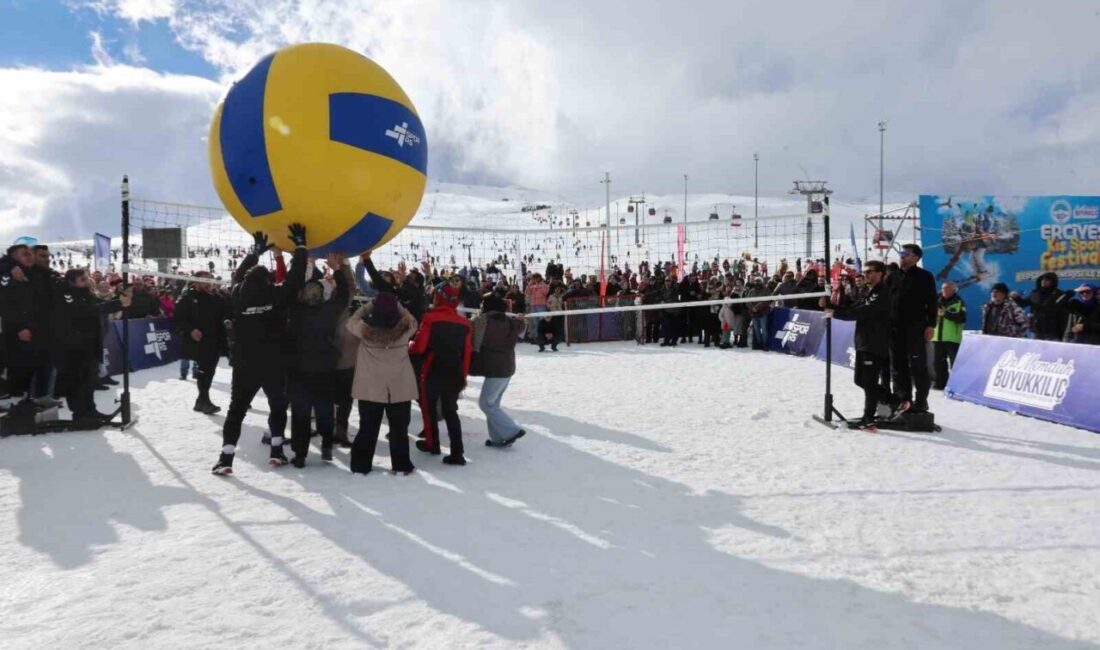 Kayseri Büyükşehir Belediye Başkanı Dr. Memduh Büyükkılıç; Erciyes Kayak Merkezi’nde