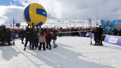 Kayseri Büyükşehir Belediye Başkanı Dr. Memduh Büyükkılıç; Erciyes Kayak Merkezi’nde