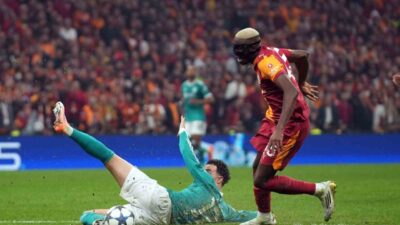 Galatasaray, UEFA Şampiyonlar Ligi son 16 turunda karşılaşacağı İngiliz ekibi