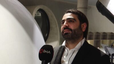 Karadenizli sanatçı Selçuk Balcı, Ankara’da düzenlenen konserde hayranları ile buluştu.