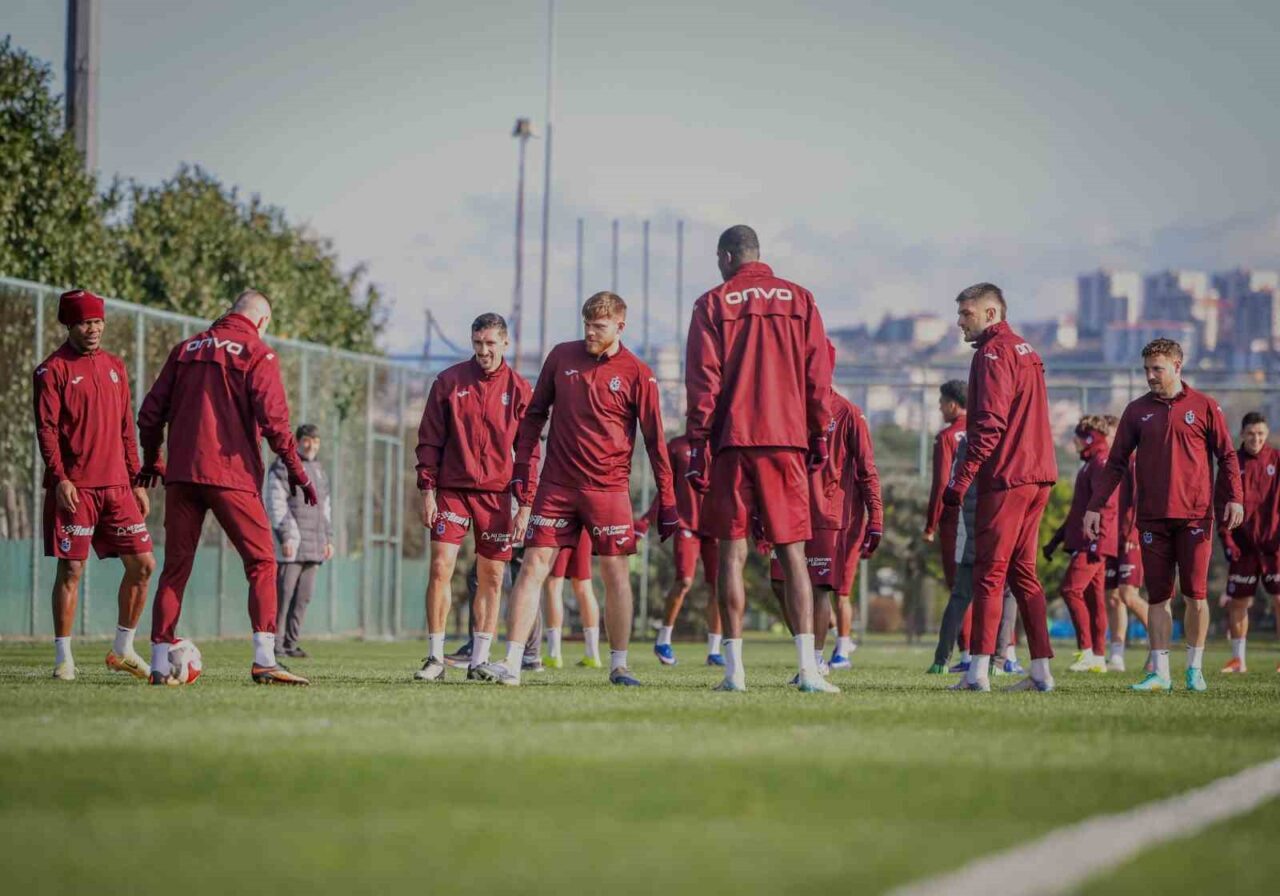 Trabzonspor, Trendyol Süper Lig’in 24. haftasında sahasında oynayacağı Fatih Karagümrük