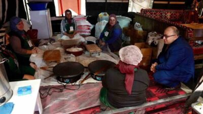 İstanbul’da EMITT fuarına katılan Mersin’in Erdemli Belediyesi Yörüklerin kıl çadırını