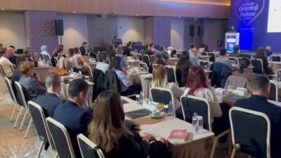 Antalya’nın Kemer ilçesinde düzenlenen ‘2’nci Ulusal Onkoloji Fellow Kongresi’nde genç