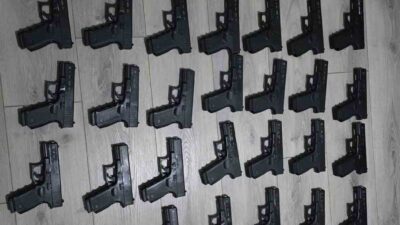 İstanbul’da yasadışı silah ticareti yaptığı belirlenen şüpheli gözaltına alındı. Şüphelinin