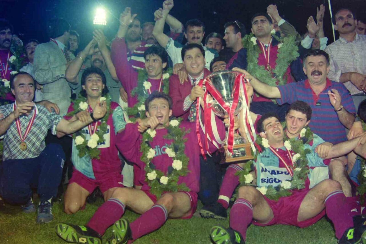 Trabzonspor Teknik Direktörü Fatih Tekke’nin yardımcısı Orhan Kaynak, geçirdiği kalp