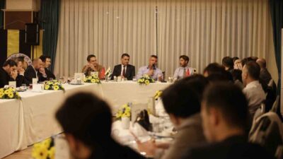 Fenerbahçe Kulübü Başkanı Sadettin Saran, şampiyonluk yarışındaki rakipleri Galatasaray’ın kollandığına