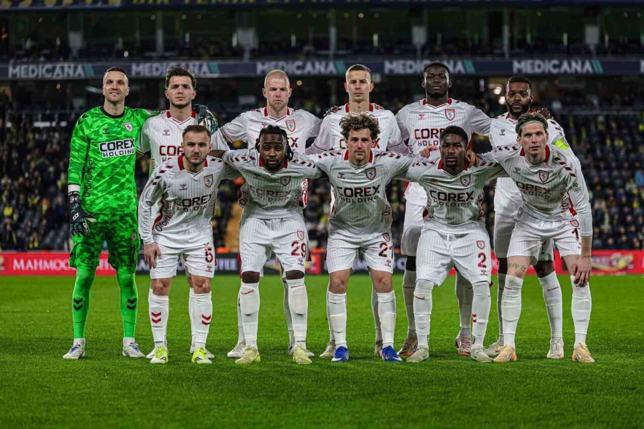 Samsunspor, son saniyelerde yediği golle mağlup olduğu Fenerbahçe maçının ardından