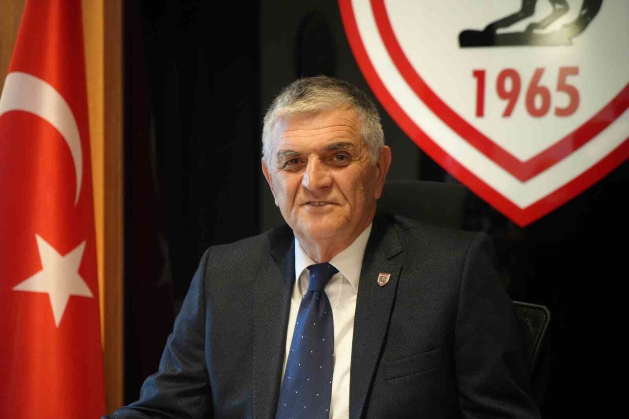 Samsunspor Basın Sözcüsü ve İcra Kurulu Üyesi Suat Çakır, Süper
