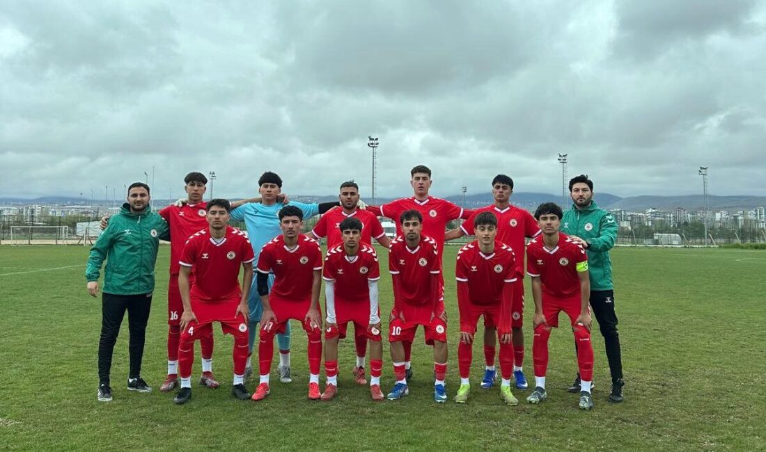 Adil Sani Konukoğlu Spor Lisesi Gençler A Kız Futbol Takımı,