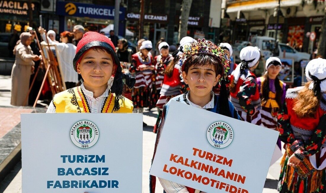 Akçaabat’ta 15-22 Nisan Turizm Haftası çeşitli etkinlikler ile kutlanıyor. Atatürk