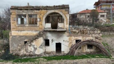 Aksaray’da 1985 yılında çekilen ve Kemal Sunal ile Perihan Savaş’ın