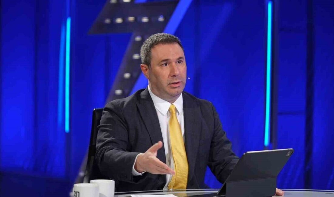 Fenerbahçe Başkan Adayı Barış Göktürk, kulübün sorunlarını bildiğini belirterek, profesyonel