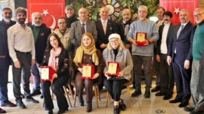 Yüzüncüyıl Gazeteciler Derneği (YGD), “Farkındayız, Birlikte Güçlüyüz” mottosuyla gazetecilerin ekonomik,